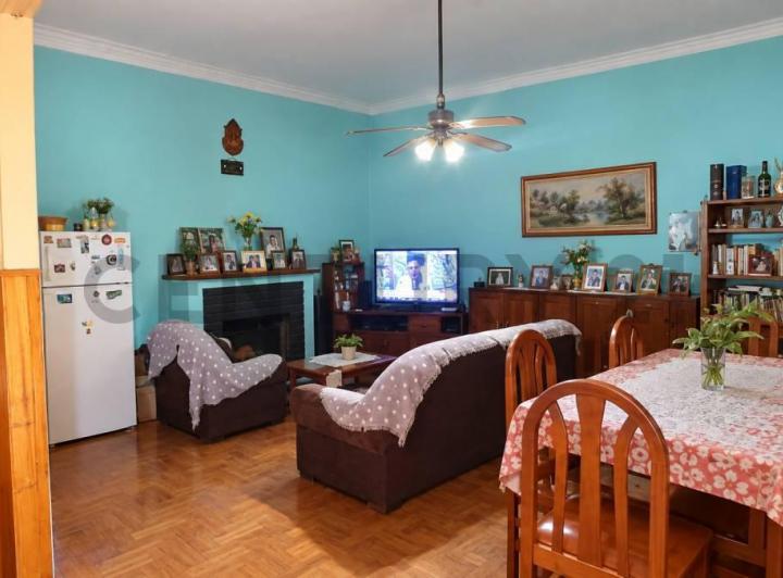 Casa · 150m² · 3 Ambientes · 2 Cocheras