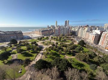 Departamento · 93m² · 3 Ambientes · 1 Cochera · Departamento Tres Ambientes con Imponente Vista en Plaza Colon