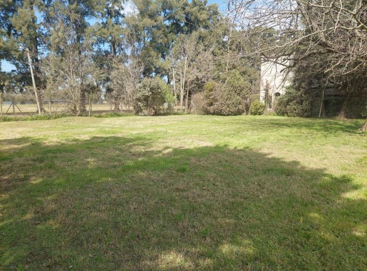 Terreno · 855m²