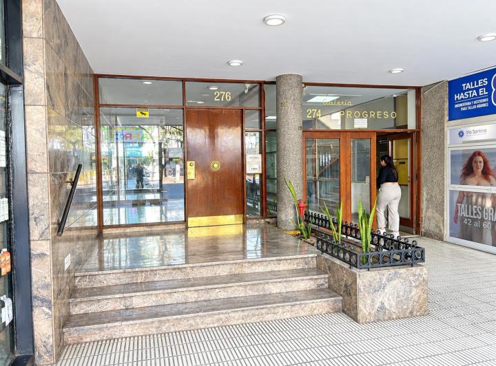 Departamento · 80m² · 4 Ambientes