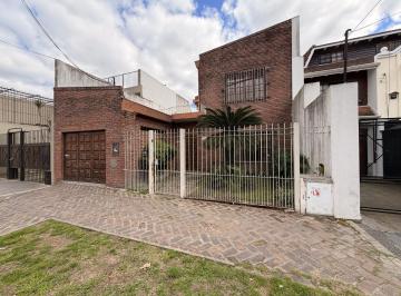 Casa · 200m² · 4 Ambientes · 2 Cocheras · Casa Villa Ballester - Venta - Tres Dorm. Escritorio. Gge 2 Autos. Zona Hölters.