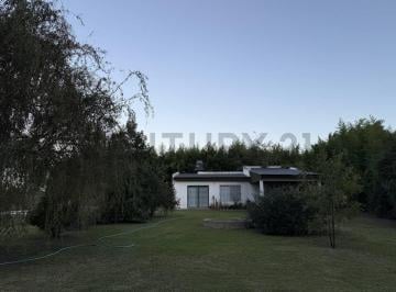 Quinta vacacional · 68m² · 2 Ambientes · 1 Cochera · Venta de Casa Quinta en El Pato | 1116 m²