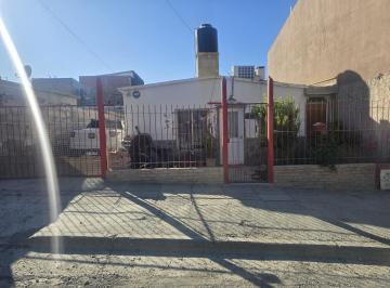 Casa · 100m² · 2 Dormitorios · 1 Cochera · Casa en Puerto Madryn