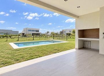 AMN-AMN-4157_2 · Casa en Venta en Santa Lucia - Pilar del Este
