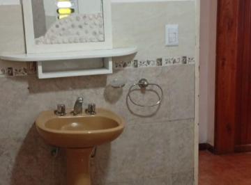 PH de 1 ambiente, Almirante Brown · Alquiler de PH en Adrogué