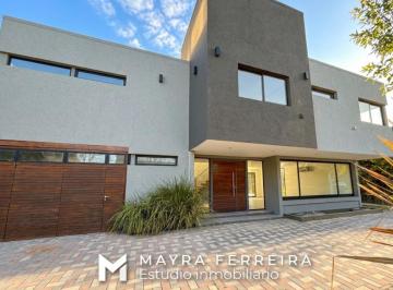 Casa · 4 Ambientes · 2 Cocheras · Casa en Venta 4 Amb El Rocio Canning