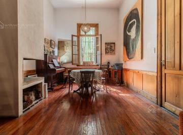Casa · 185m² · 6 Ambientes · Venta Casa Flores