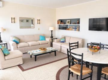 Departamento · 2281m² · 4 Ambientes · Rambla Claudio Williman y Calle La Plata, Parada 10 20100, 20000 Punta del Este, Departamento de Mal
