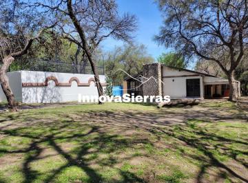 Casa · 20000ha · 6 Ambientes · Venta Propiedad de 2 Ha con Bosque y Arroyo, Gran Salón, 2 Casas y Pádel | Villa de Las Rosas