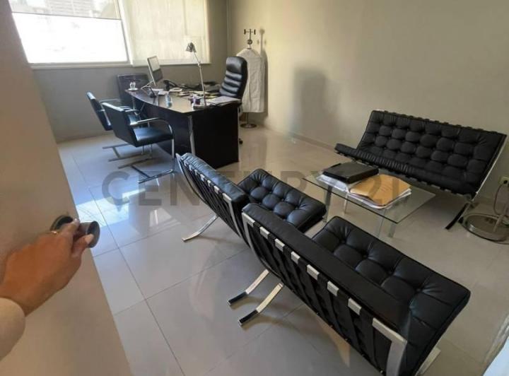 Oficinas en venta — RealXpertAI