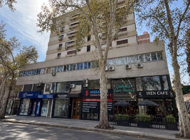 Departamento · 80m² · 4 Ambientes