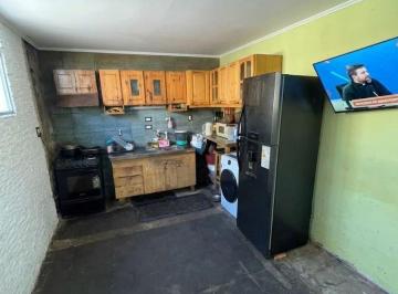 Casa de 7 ambientes, General Gutiérrez · Casa en Venta en Maipú | 3 Dorm. | Cochera | Excelente Ubicación
