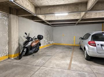 Garage · 13m² · Cochera en Venta - Abasto