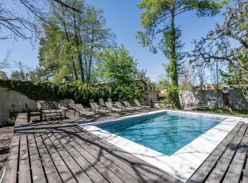 Quinta vacacional · 340m² · 13 Ambientes · 5 Cocheras · Quinta en Alquiler/ Venta Dique Luján Complejo Turistico