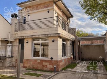 Casa · 1m² · 2 Ambientes · 1 Cochera · Dúplex en Alquiler en Turdera