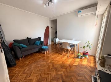Departamento · 39m² · 2 Ambientes · Departamento Dos Ambientes en Av Caseros 1920 1°c (Parque Patricios)