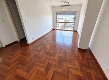 Departamento de 3 ambientes, Flores · Departamento de 65 m² con 2 Dorm. en Alquiler en Flores Norte