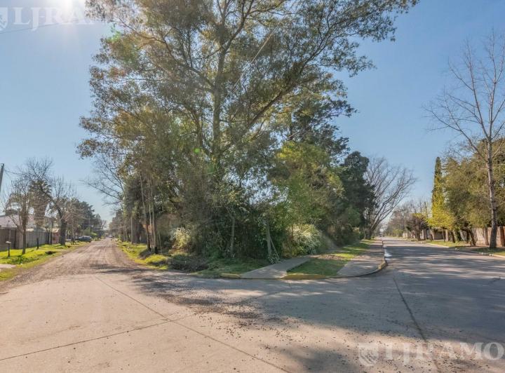 Terreno · 362m²