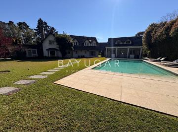 Casa · 600m² · 10 Ambientes · 14 Cocheras · Venta Casa - 4000 m² de Parque - Tortugas Country Club