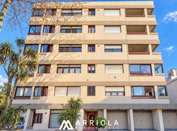 Departamento · 50m² · 2 Ambientes · Departamento de 2 Ambientes con Balcon, Sin Muebles. en Vereda de Sol.