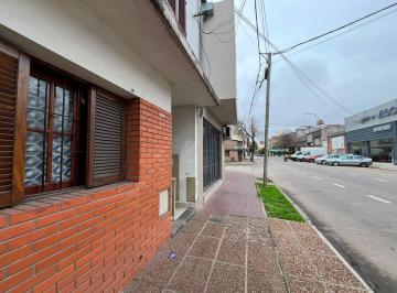 PH · 106m² · 4 Ambientes · Planta Alta de 3 Dorm. en Alquiler.