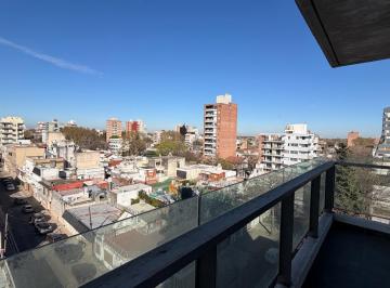 Departamento · 42m² · 2 Ambientes · Departamento en Alquiler - 1 Dormitorio con Dos Balcones Frente y Contrafrente