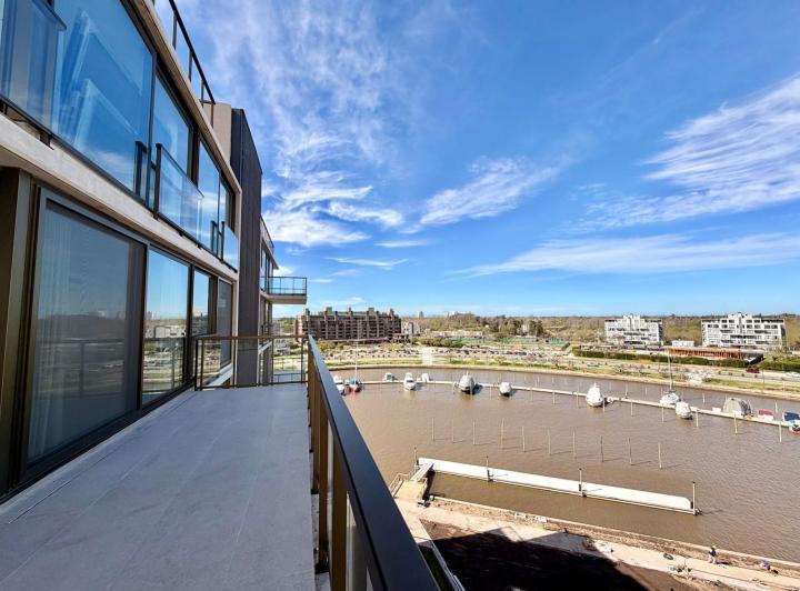 Departamento · 153m² · 4 Ambientes · 2 Cocheras