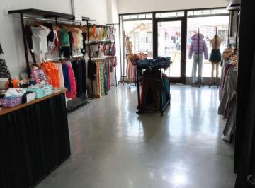 Local comercial , La Matanza · Local de 44 m² a Pasos de Calle Arieta (Peatonal) en Alquiler en San Justo