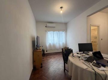 Departamento · 60m² · 2 Ambientes · Vendo Apartamento 2 Dorm. Patio Ciudad Vieja