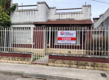 Casa de 4 ambientes, Morón · Venta Casa 4 Ambientes Madero 1388 Villa Sarmiento Moron