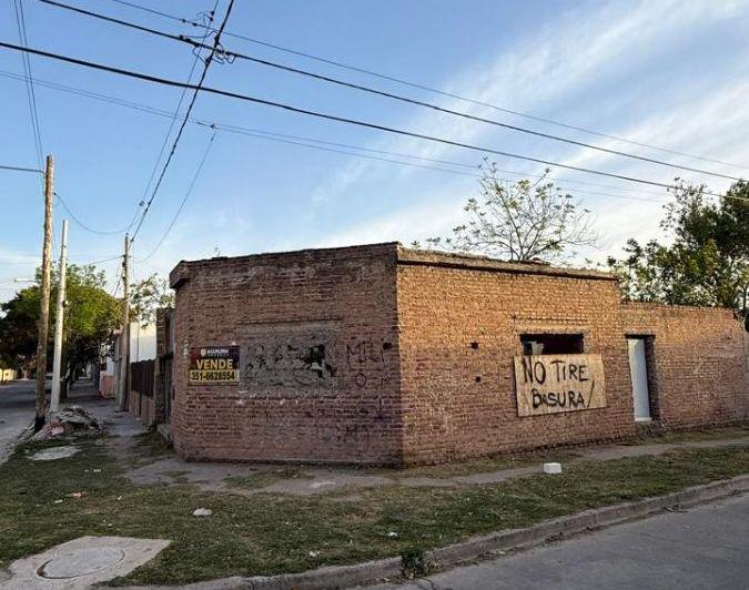 Terreno · 160m²