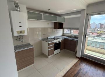 Departamento · 45m² · 2 Ambientes · 1 Cochera · Departamento en Abasto con Cochera y Terraza Exclusiva