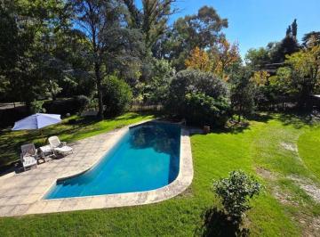 Casa · 270m² · 5 Ambientes · 2 Cocheras · Casa Venta Barrio Bello Horizonte Tigre 5 Amb