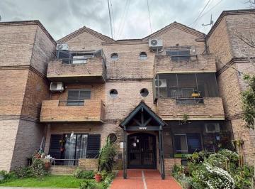 Departamento de 3 ambientes, Almirante Brown · Departamento en Alquiler