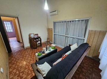 Casa · 135m² · 4 Ambientes · 2 Cocheras · Casa en Venta Ituzaingo Norte