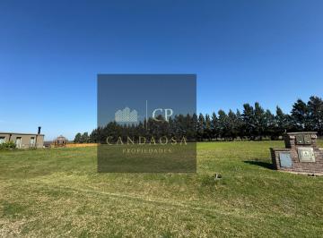 Terreno · 1352m² · Adg. Lote con Frente a La Laguna en Las Calandrias