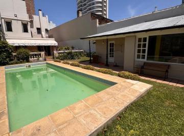 Casa · 370m² · 10 Ambientes · Casa en Venta - 4 Dorm. 5 Baños - Tandil