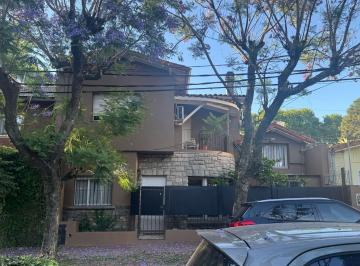 Casa · 163m² · 4 Ambientes · Casa en Martinez, Muy Liminosa, Renovada 3 Dorm, Escritorio, Jardin