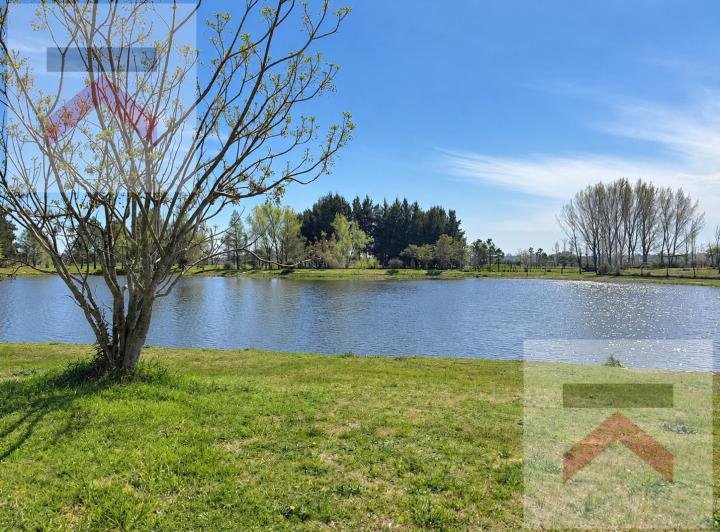Terreno · 1100m²
