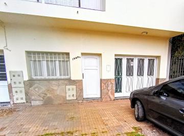 PH de 2 ambientes, La Plata · PH en Venta, 1 Dormitorio, Patio y Garage, Zona Meridiano V