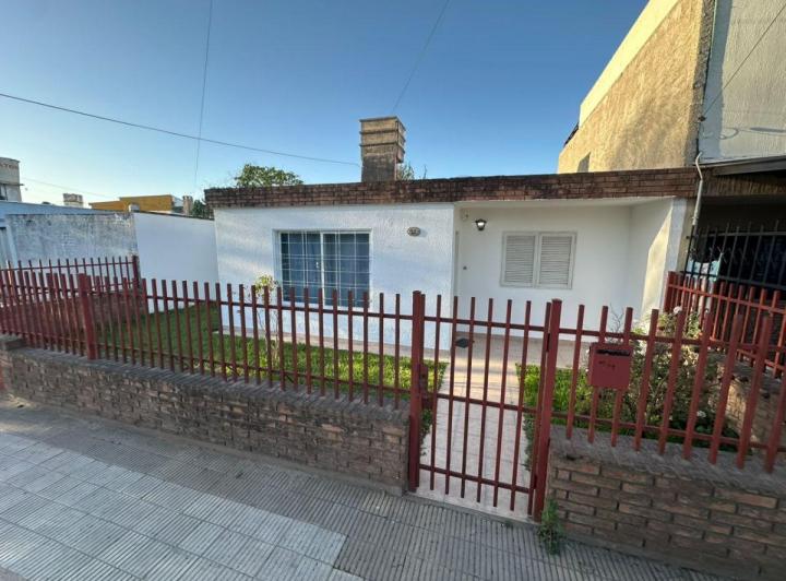 Casa · 65m² · 5 Ambientes