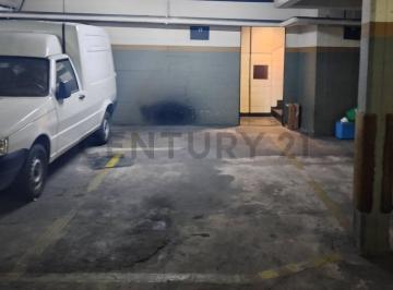 Garage · 12m² · Excelente Oportunidad. Cochera Fija y Cubierta en Venta – Palermo Botánico