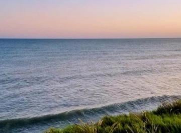 Terreno · 450m² · Lote Frente Al Mar