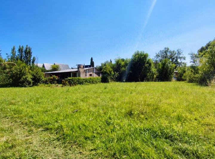 Terreno · 700m²