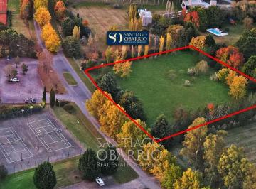 Terreno · 6400m² · Muy Buen Lote de 5.900 m² con Vista La Polo y Cercano Al Arroyo, en Venta en La Colina Villa de Campo