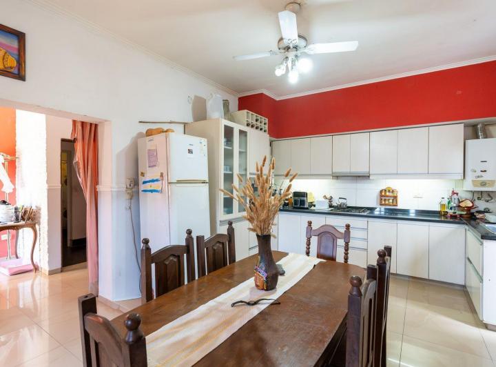 Casa · 142m² · 6 Ambientes