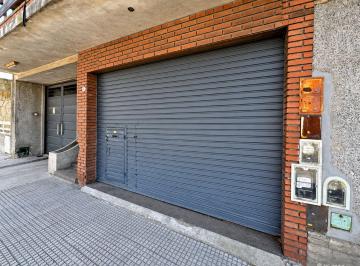 Local comercial · 80m² · Alquiler Local Liniers 80 m² Frente Planta Baja