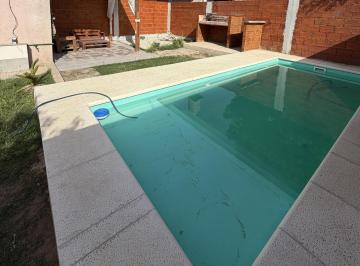 Casa · 46m² · 1 Ambiente · 1 Cochera · Casa con Pileta en Venta Km 44 de Ruta 3