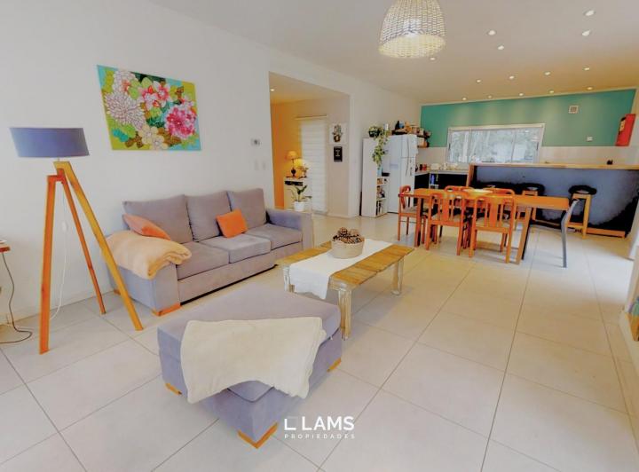Casa · 705m² · 4 Ambientes