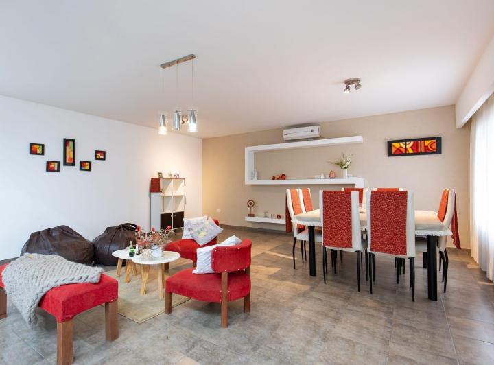 Casa · 170m² · 7 Ambientes